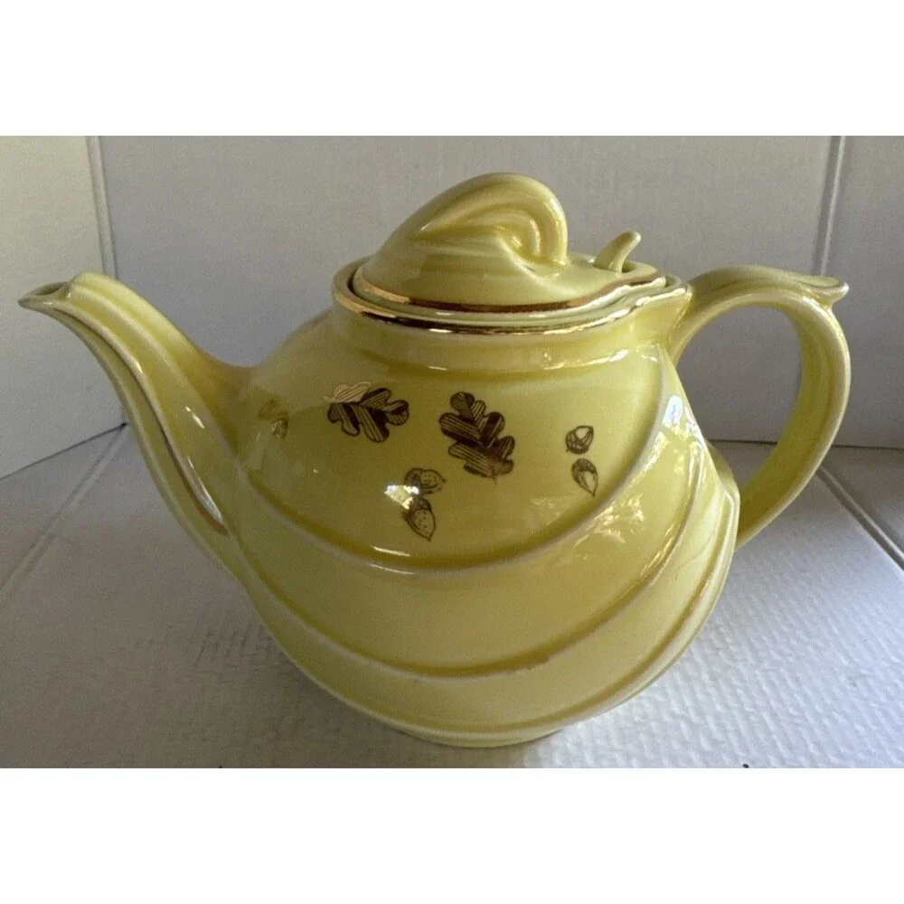 Vintage HALL China PARADE Style Yellow Teapot Gold Acorns & Leaves 0799 (6 cup)